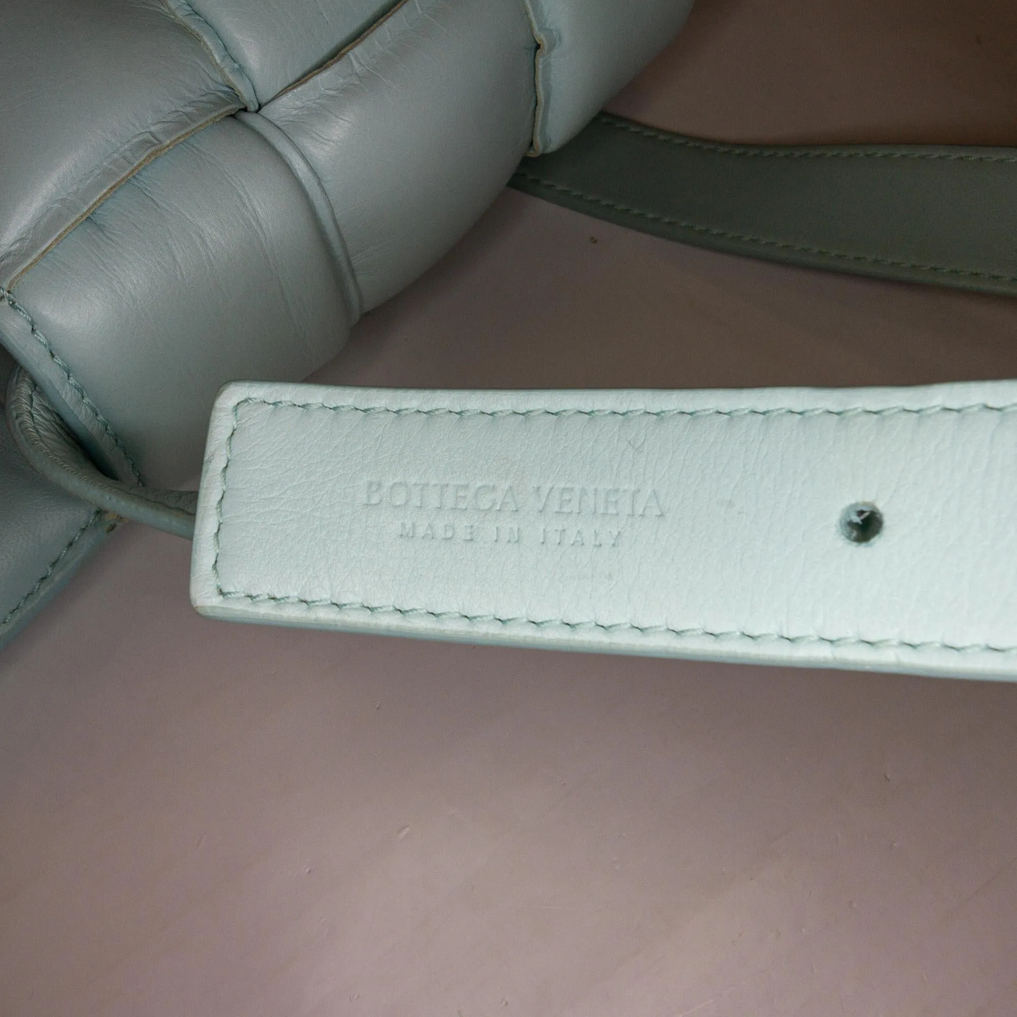 Bottega Veneta Intrecciato Padded Cassette (SHG-RguGyH)