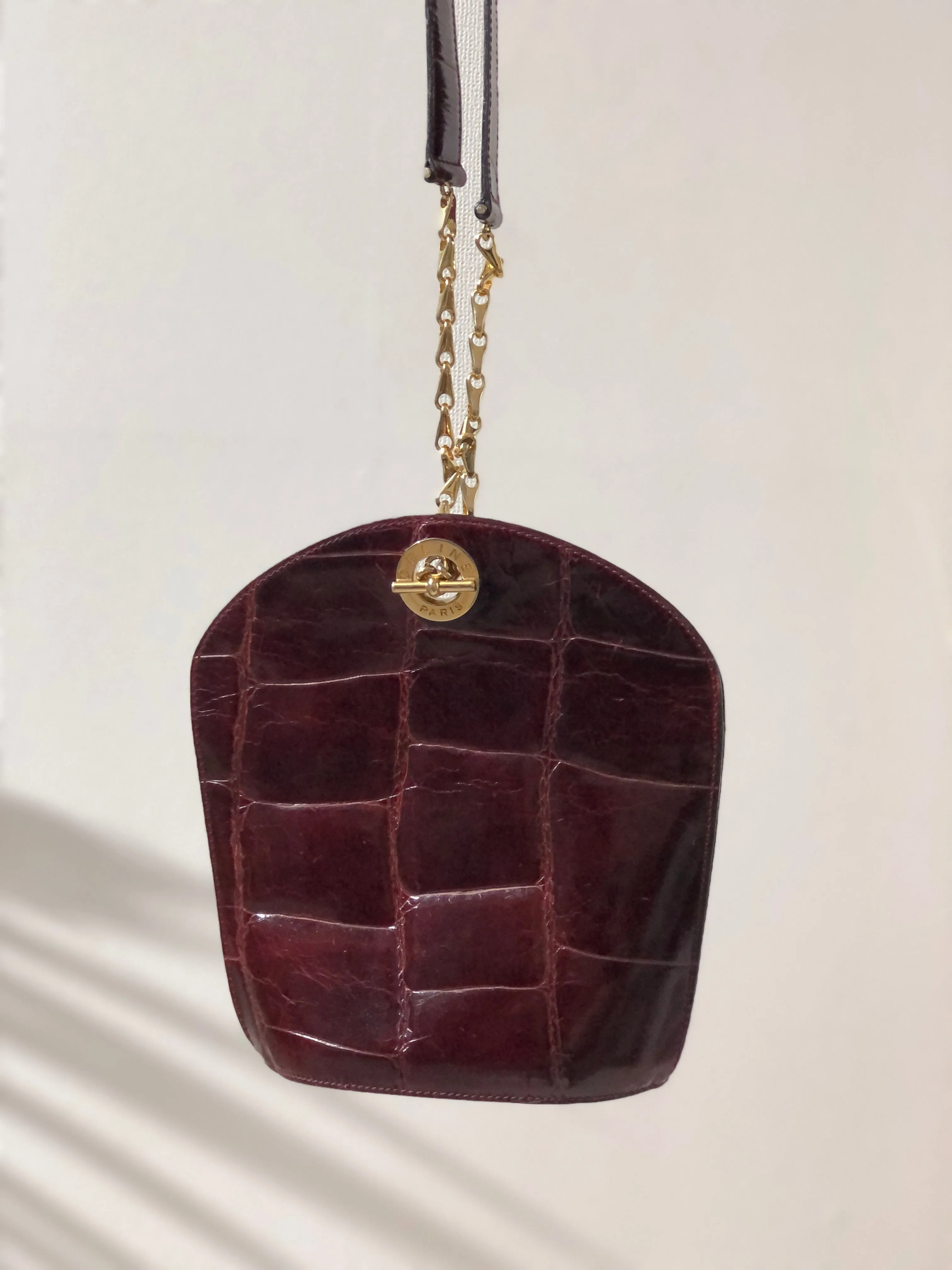 CELINE Toggle clasp Crocodile Leather Shoulder bag Bordeaux Vintage Old Celine gnzfgw