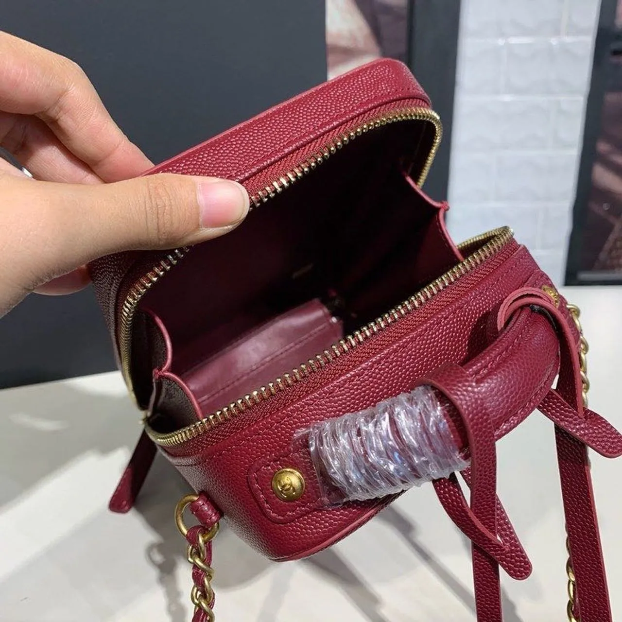 CHL Filigree Vertical Vanity Case Bag Burgundy For Women, Women&#8217;s Handbags, Shoulder And Crossbody Bags 6.7in/17cm