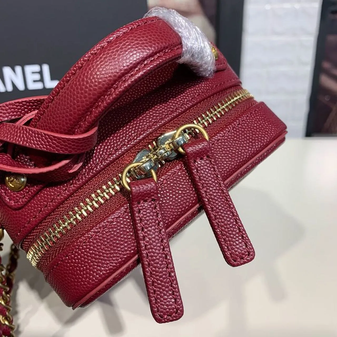 CHL Filigree Vertical Vanity Case Bag Burgundy For Women, Women&#8217;s Handbags, Shoulder And Crossbody Bags 6.7in/17cm