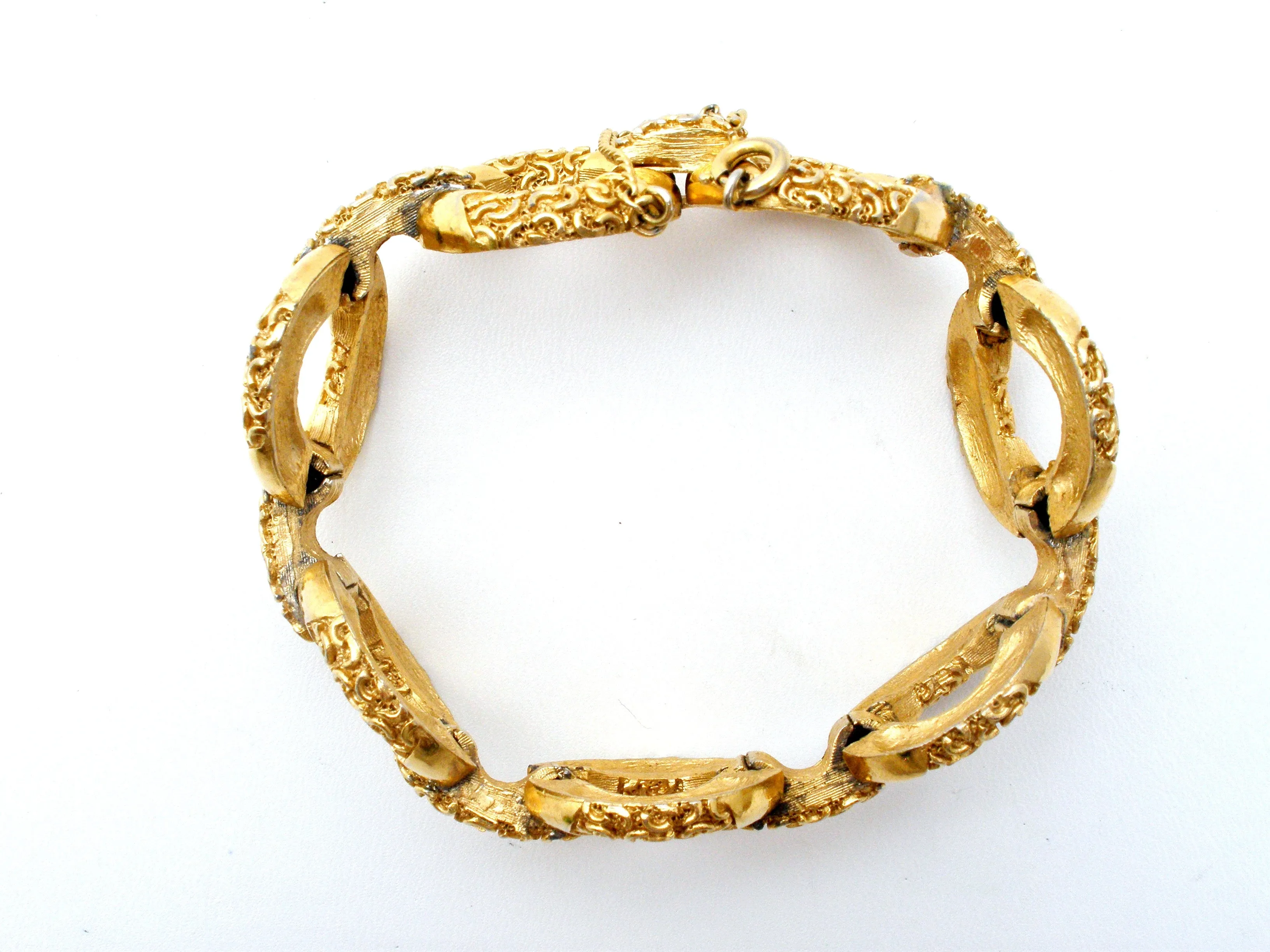 Crown Trifari Gold Tone Link Bracelet 7" Vintage