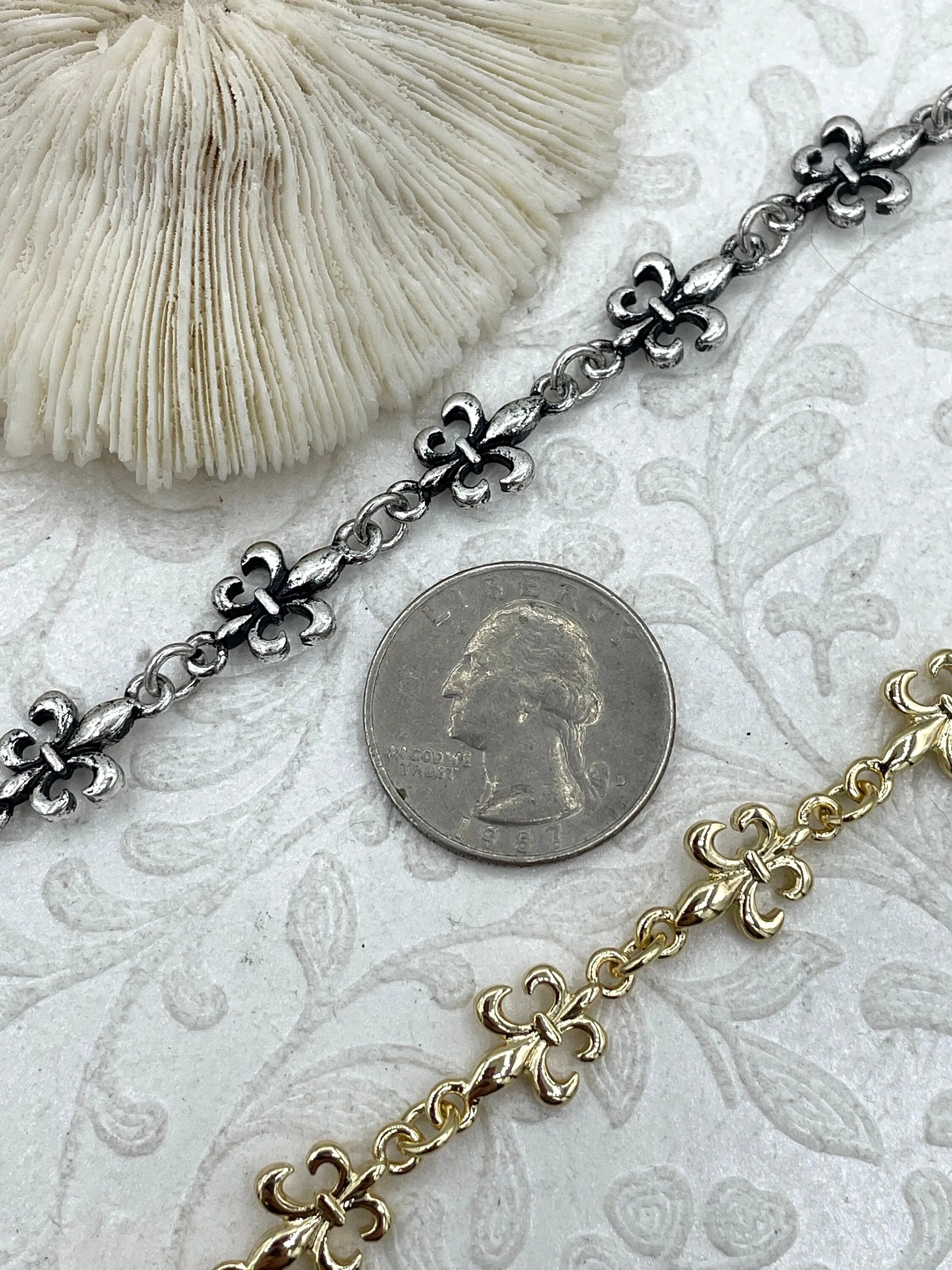 Fleur De Lis Cable Chain, Sold by the foot, 6 Finishes Available, 13mm Fleur De Lis, Electroplated Zinc Alloy, Fleur De Lis Chain, Fast ship