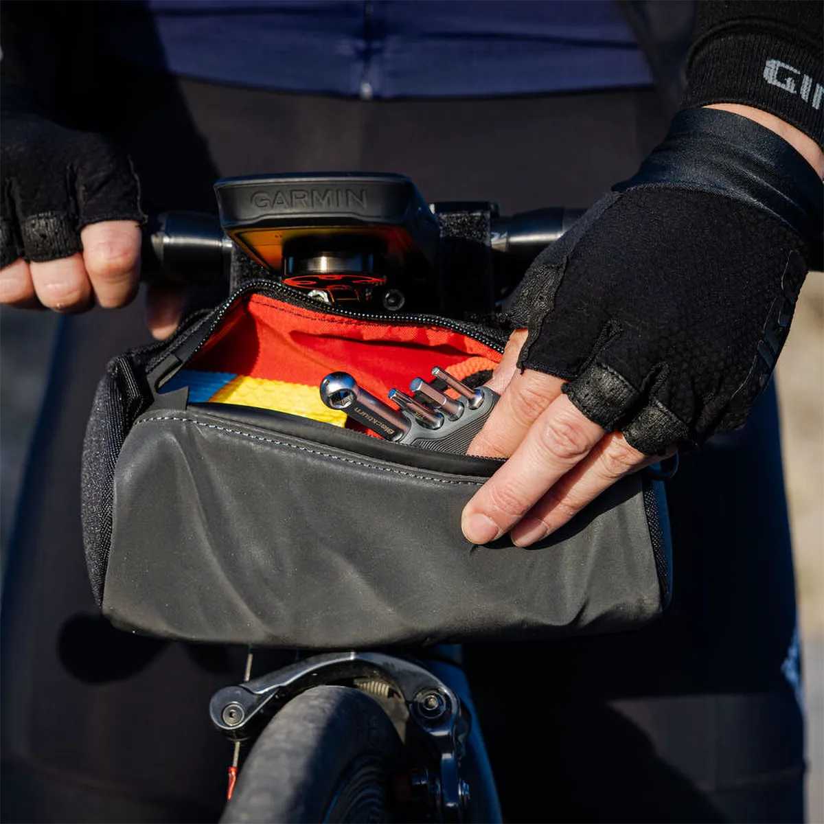 Grid Handlebar Bag