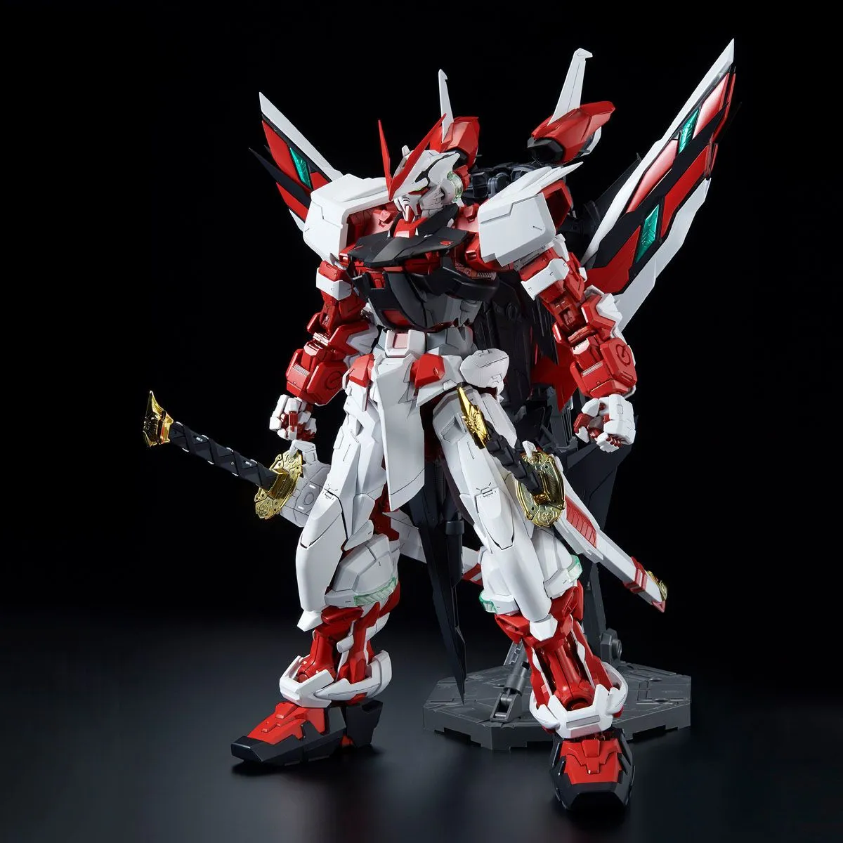 Gundam 1/60 PG Seed Astray MBF-P02KAI Astray Red Frame Kai Model Kit