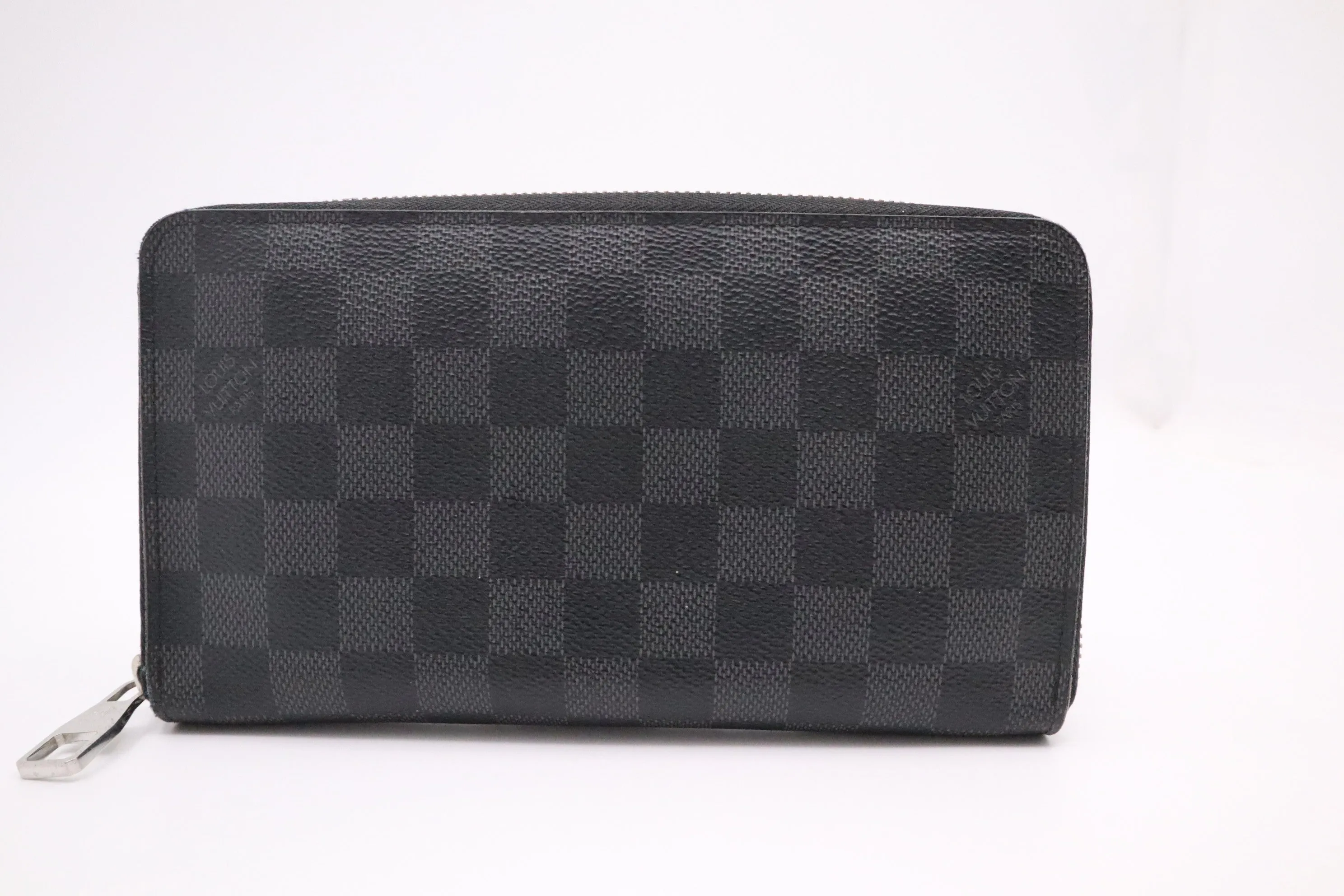 Louis Vuitton Zippy Organizer in Damier Graphite Canvas