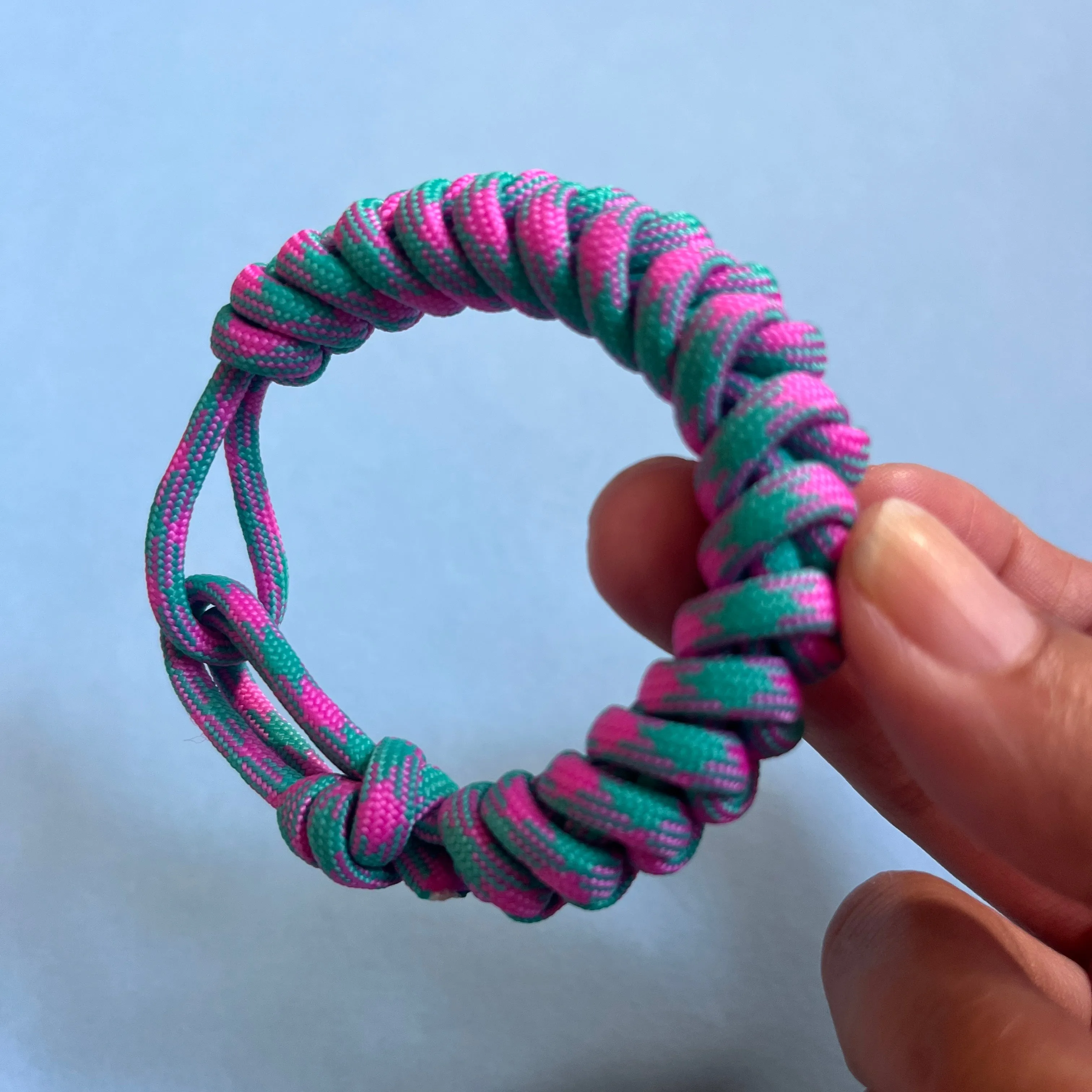 Para cord snake bracelet pink and turquoises