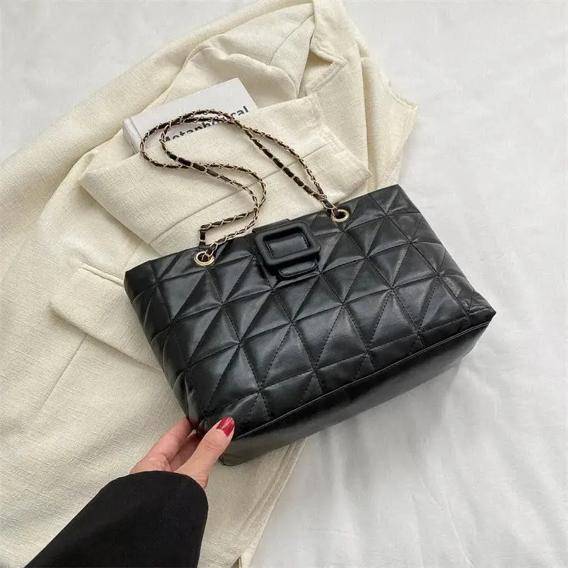 Quilted Chain Shoulder Bag