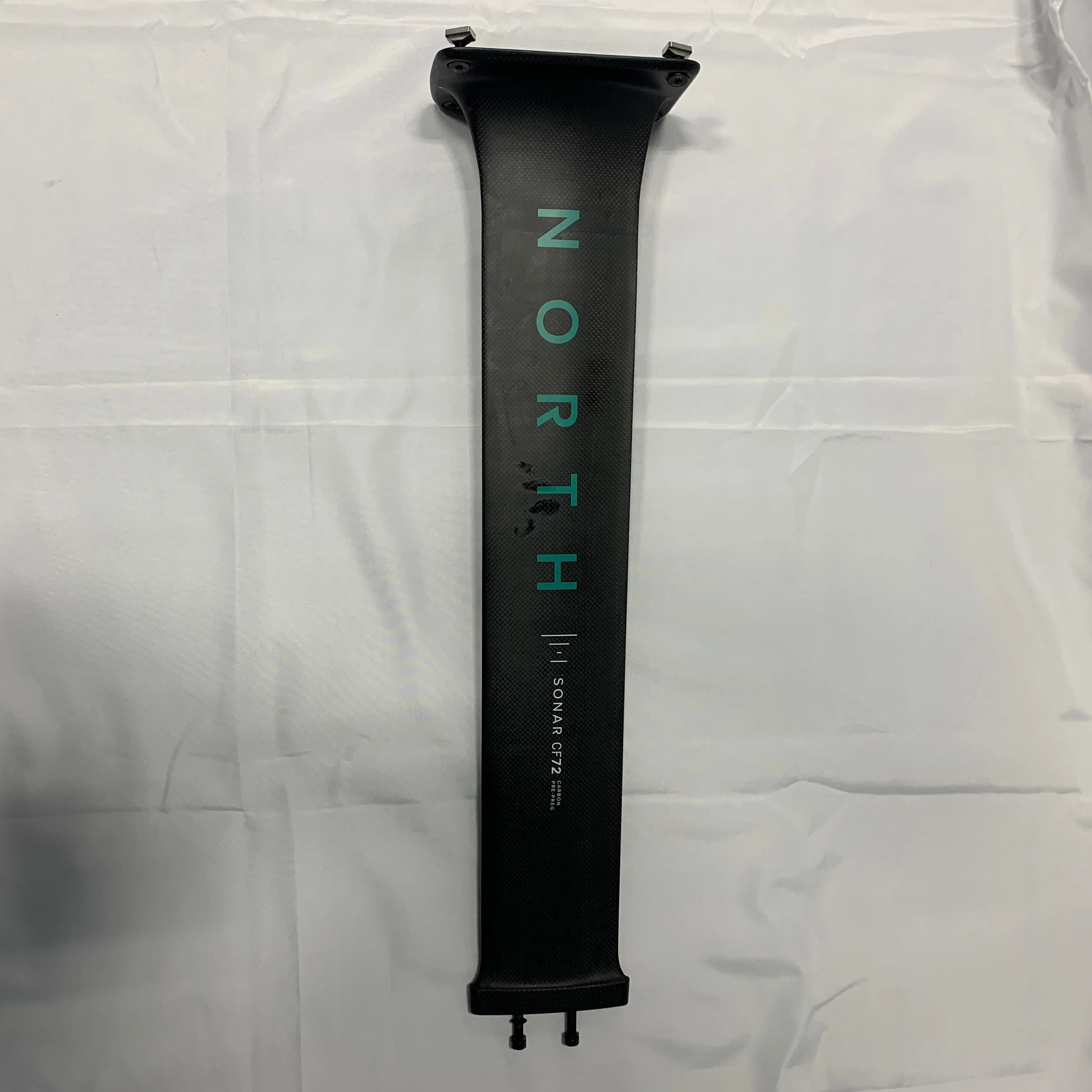 USED 2022 North Sonar Carbon Foil Edition-72cm