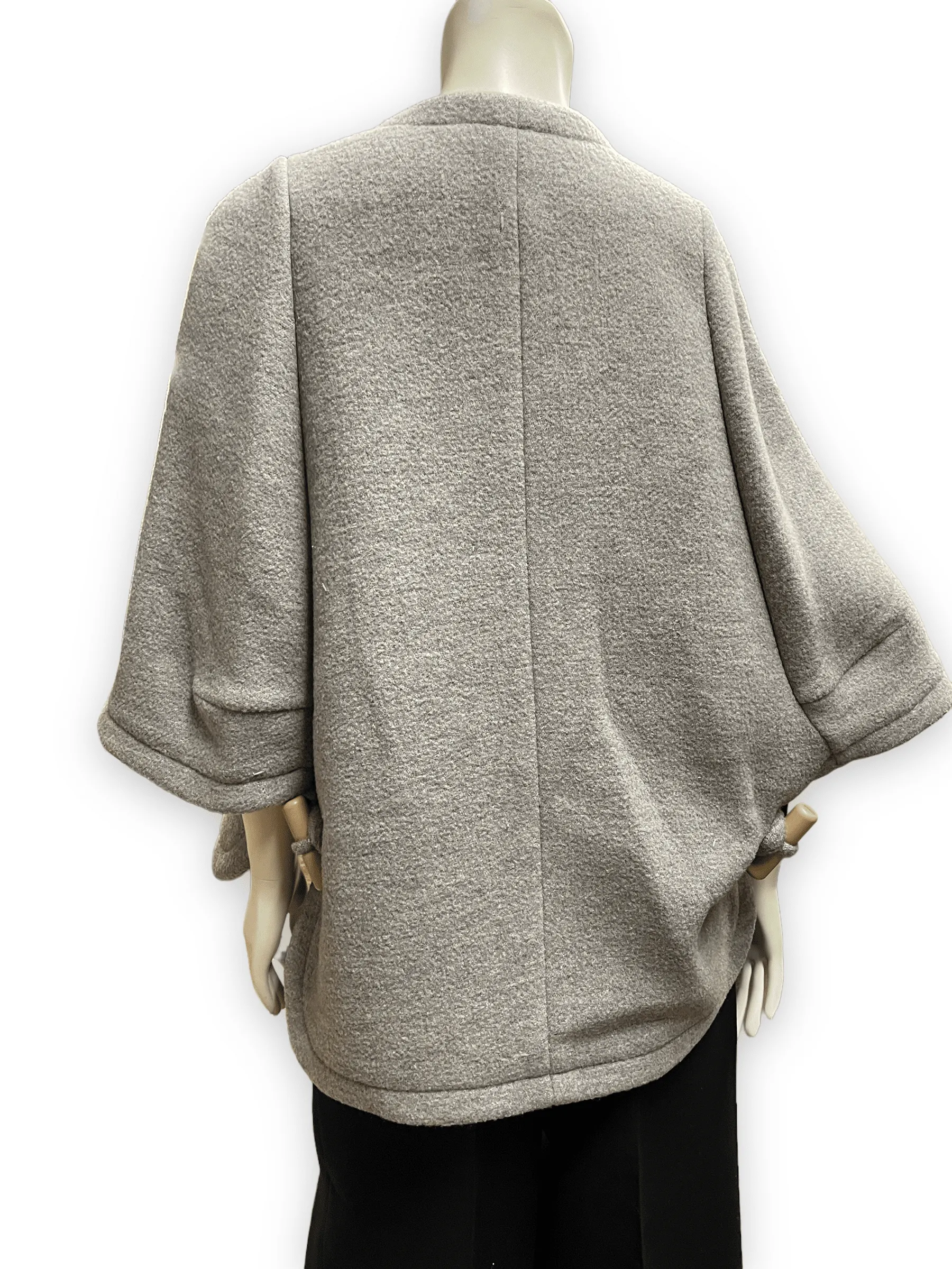 Vintage Chloe Designer Grey Capelet with Toggles Size L