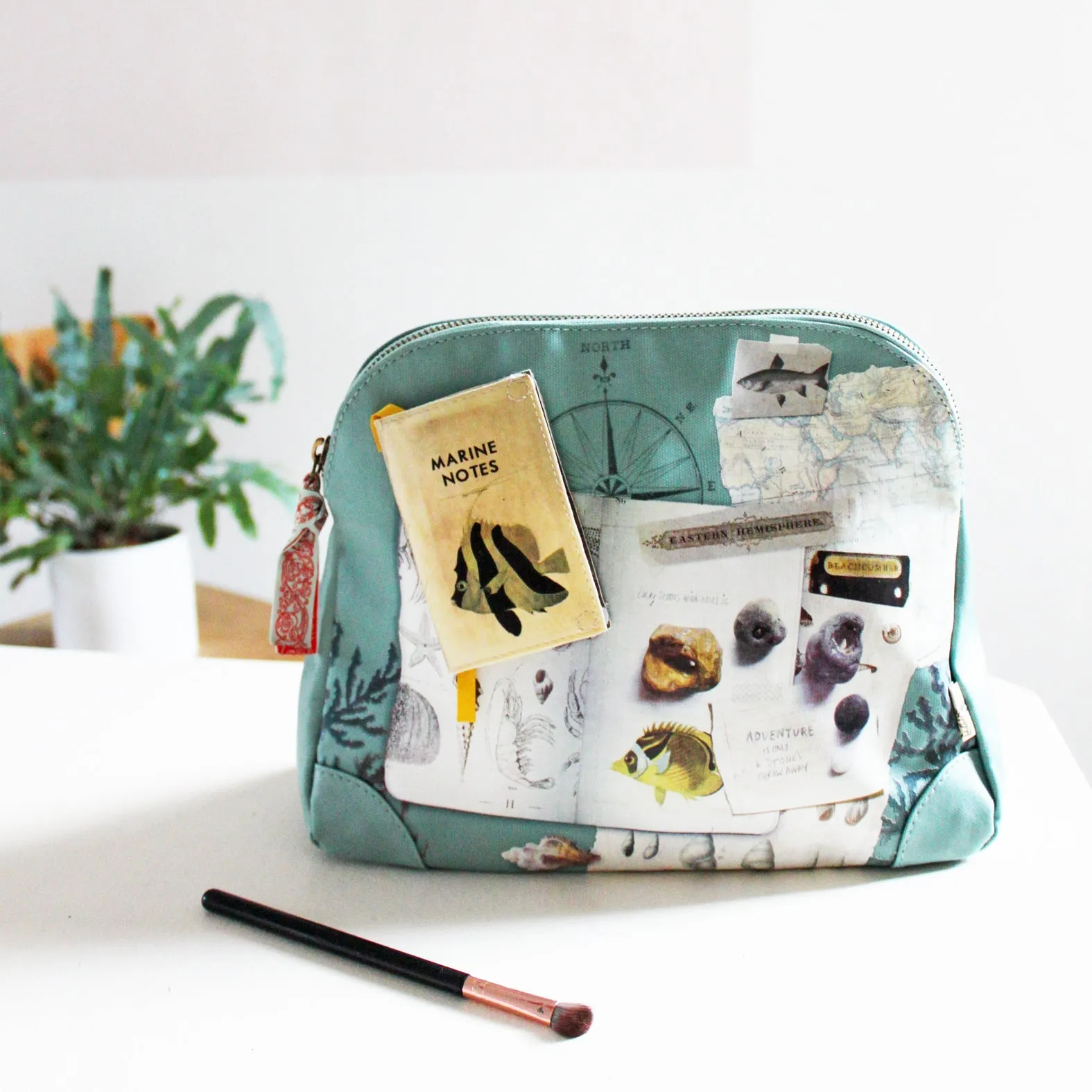 Wander Wash Bag